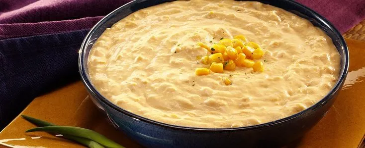 Frango ao Creme de Milho Aveludado com Ervas Um Sabor Reconfortante que Abraça