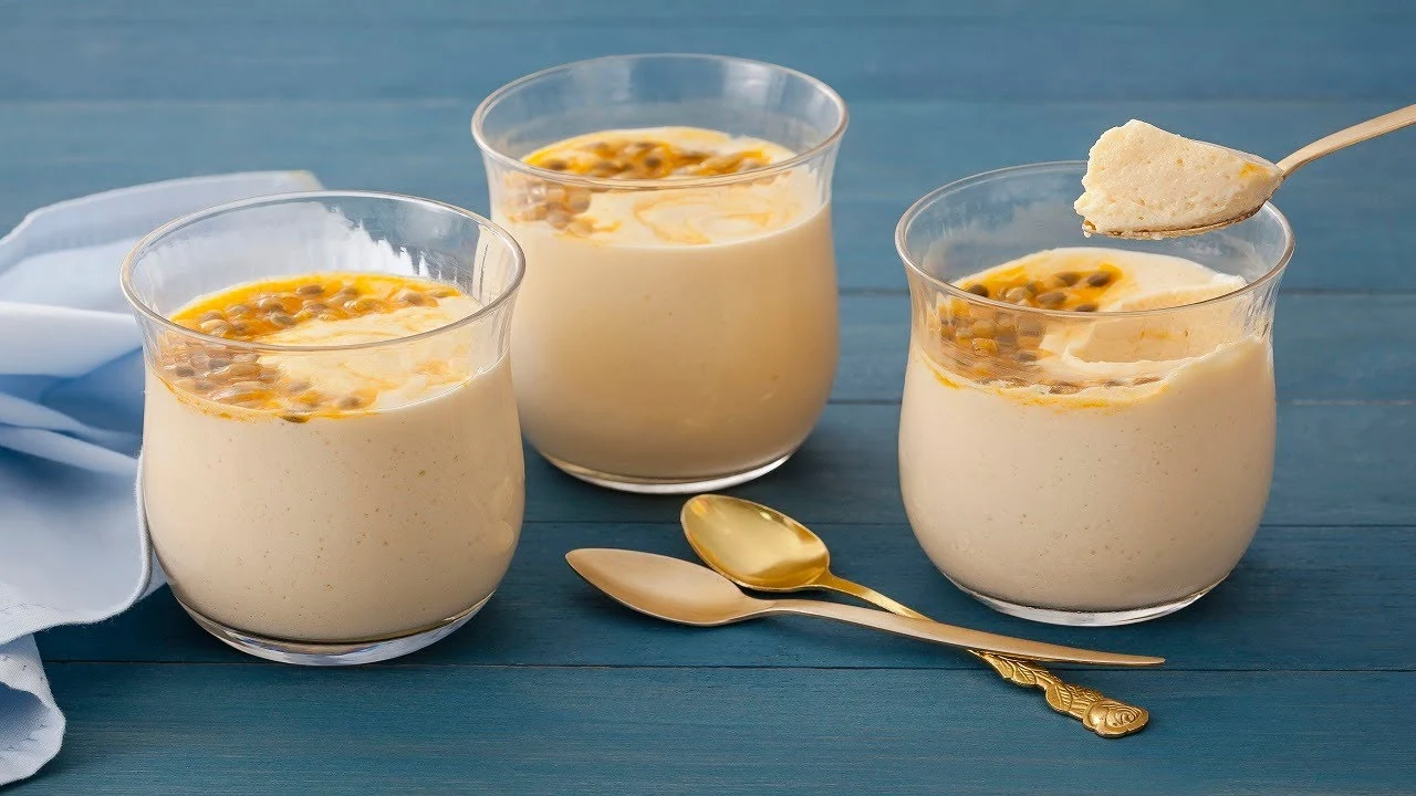 Mousse de Maracujá Fácil com Coco Ralado Um Refresco Tropical em Minutos